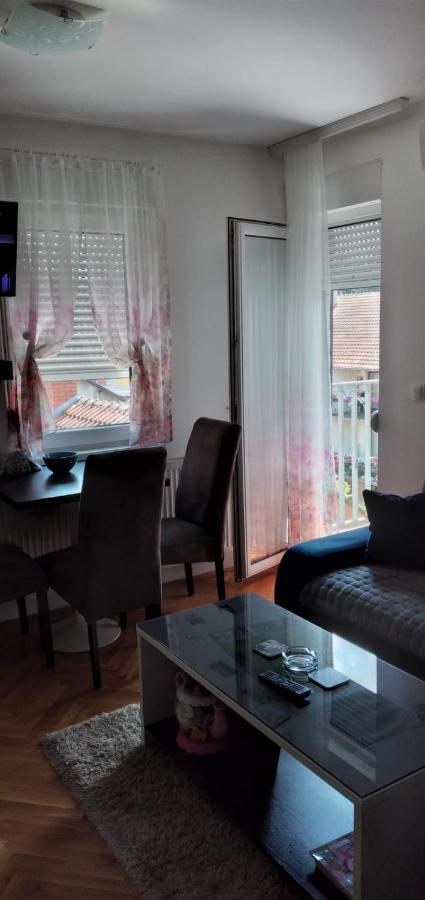 Apartman Luna Apartment วาลเยโว ภายนอก รูปภาพ