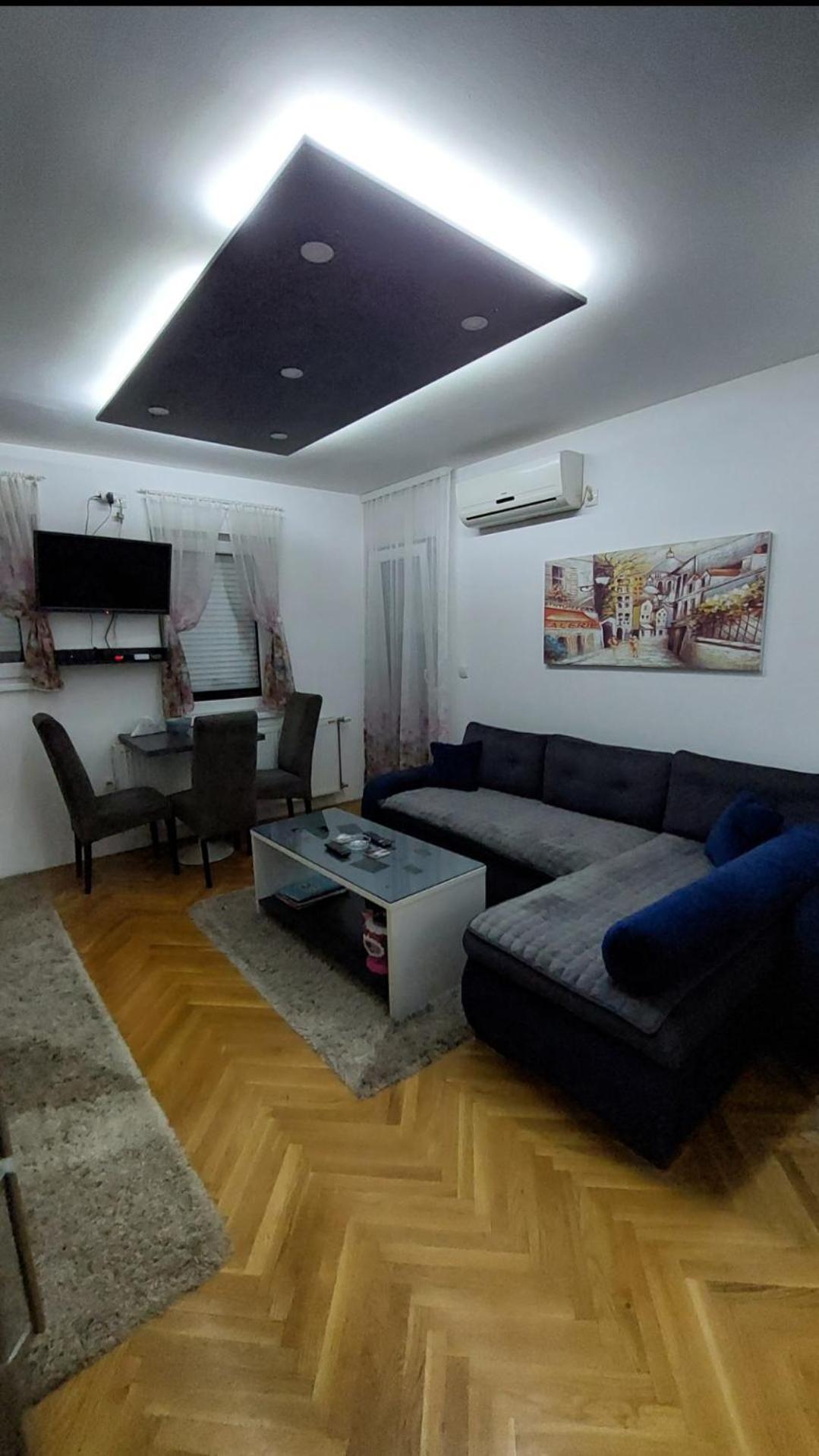 Apartman Luna Apartment วาลเยโว ภายนอก รูปภาพ